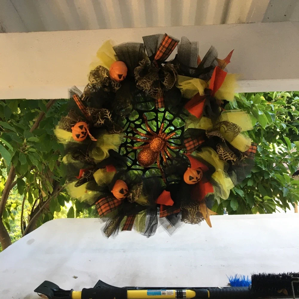 Wreaths - Picture 4 of 4